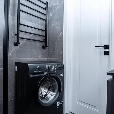 Spacious 1 Flat Near Public Transportation * Riga